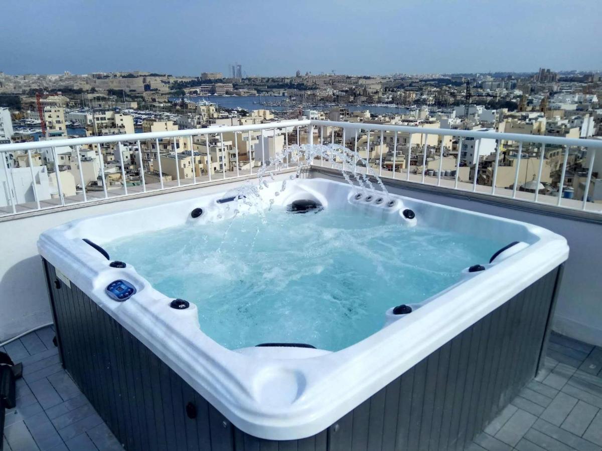 Wonderful Apartments With Shared Jacuzzi And Panorama Rooftop Gzira المظهر الخارجي الصورة